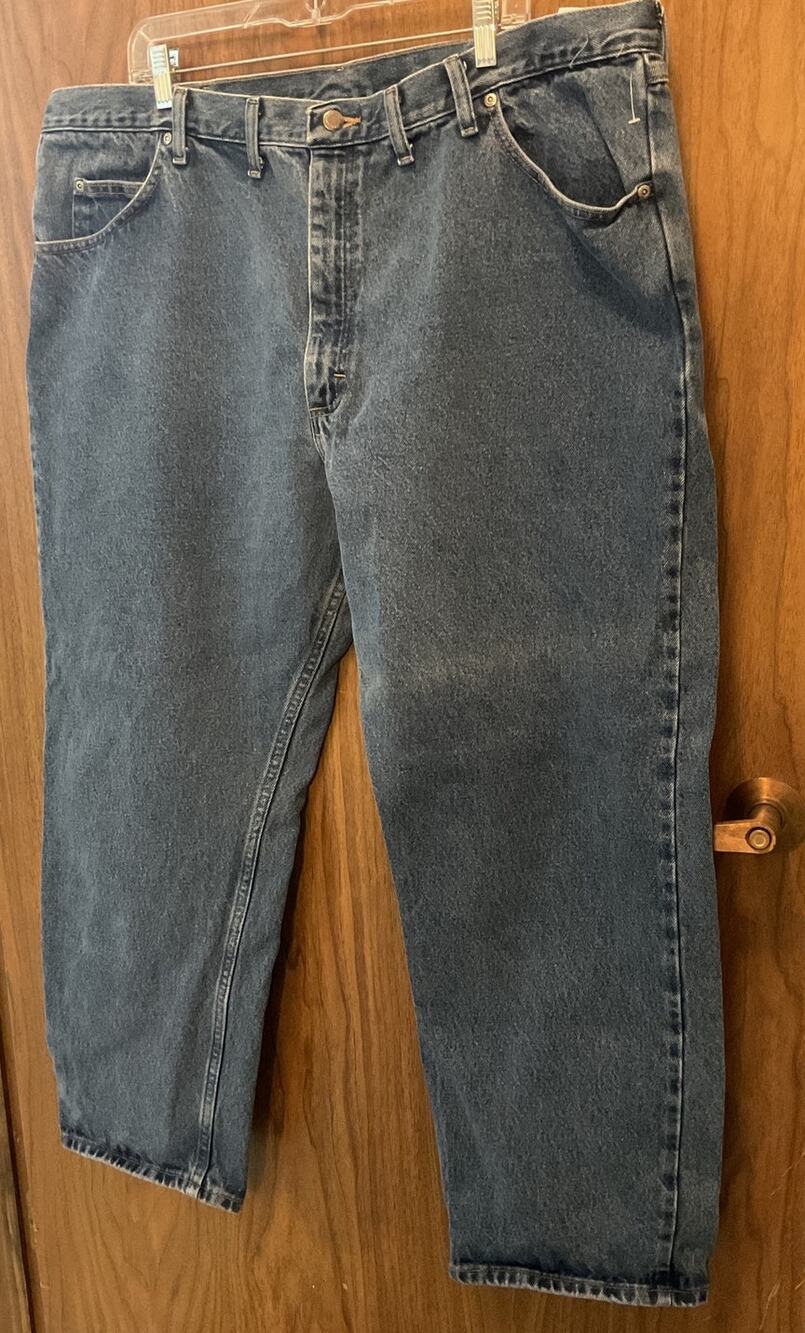 Wrangler Men’s Relaxed Fit Jean 44 x 29
